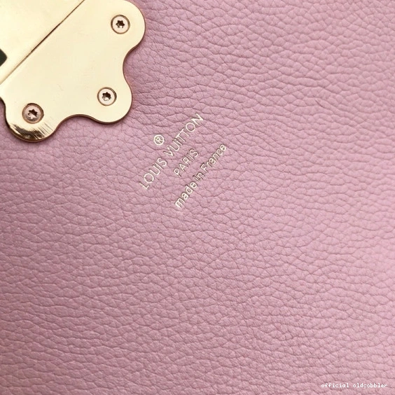 Official oldcobbler CHANELapton Backpack Vuitton Louis 0814